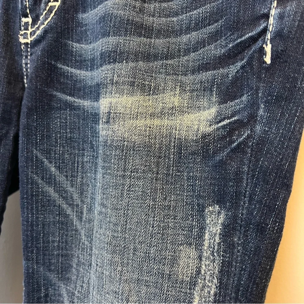 BKE Denim Reese Stretch Siz 28 Capri Cropped Short Thick Stitching Western Bling